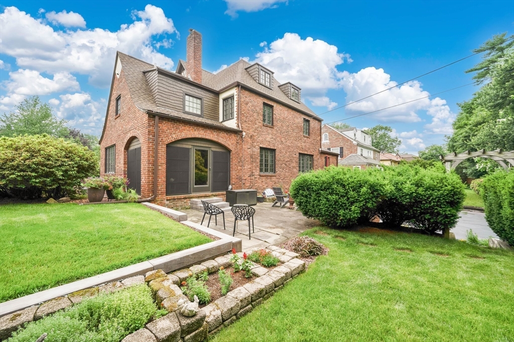 44 Meadowbrook Road Longmeadow, MA 01106 - Photo 37 of 41 Gallery Image 37