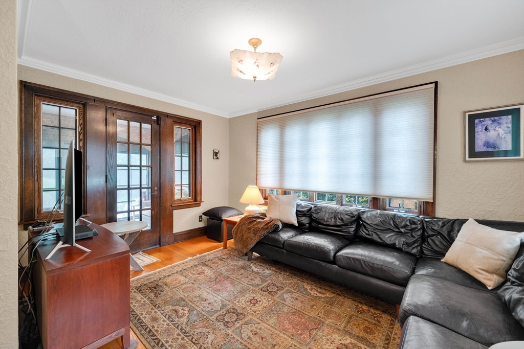 44 Meadowbrook Road Longmeadow, MA 01106 - Photo 7 of 41 Gallery Image 7
