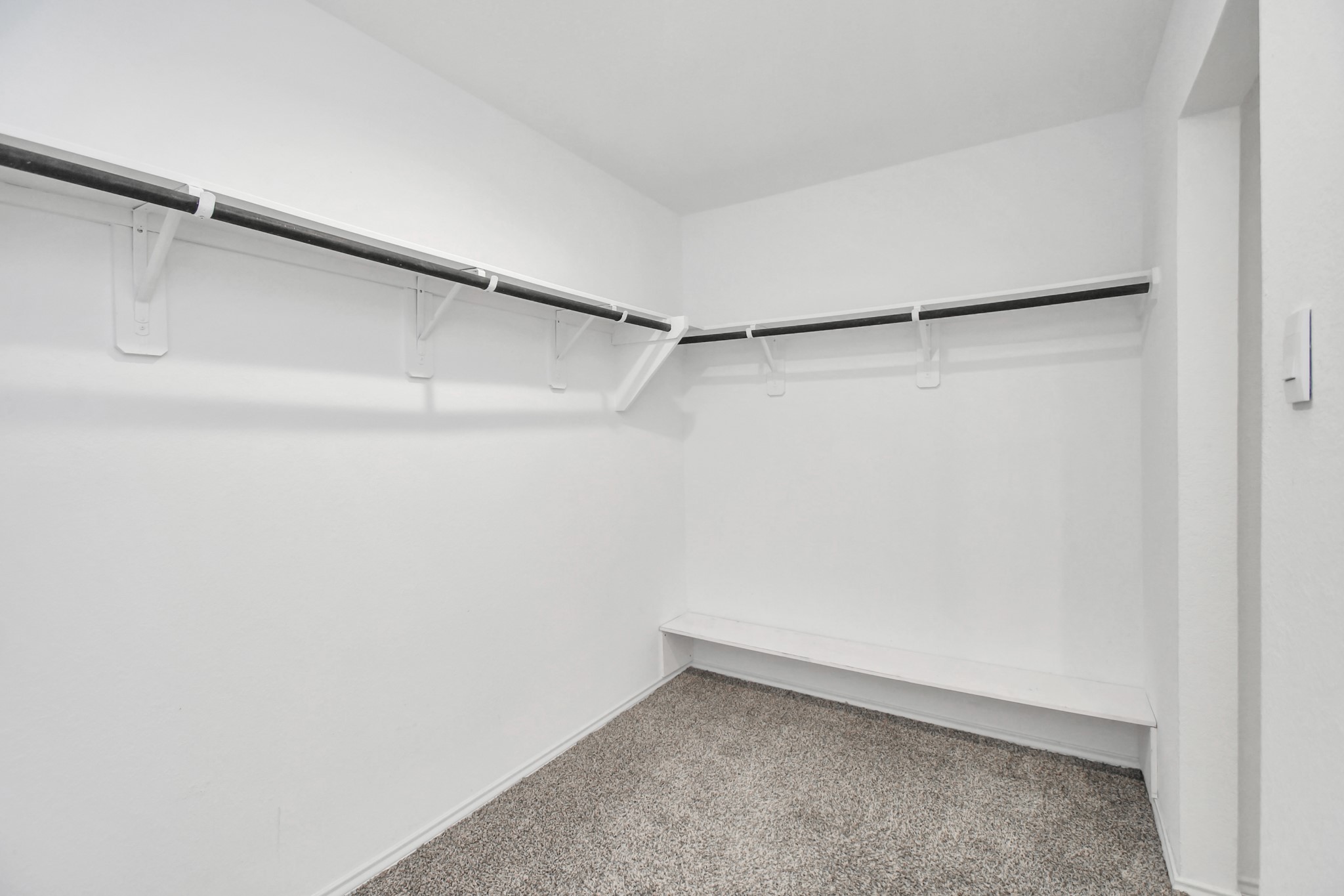 5443 Pinetree Crescent Ln Spring Spring, TX 77373 - Photo 36 of 43 a view of an empty walk in closet