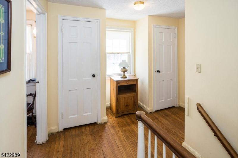 31 Burlington Road Clifton, NJ 07012 - Photo 14 of 22