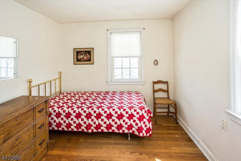 31 Burlington Road Clifton, NJ 07012 - Photo 17 of 22