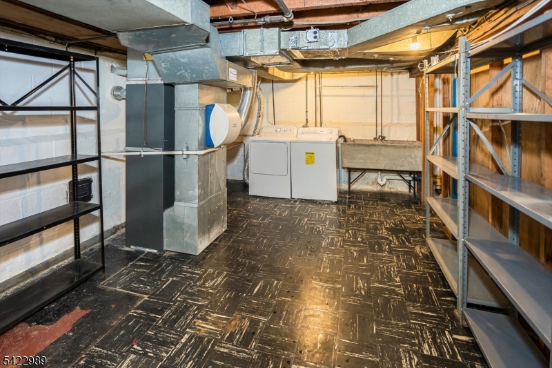 31 Burlington Road Clifton, NJ 07012 - Photo 21 of 22