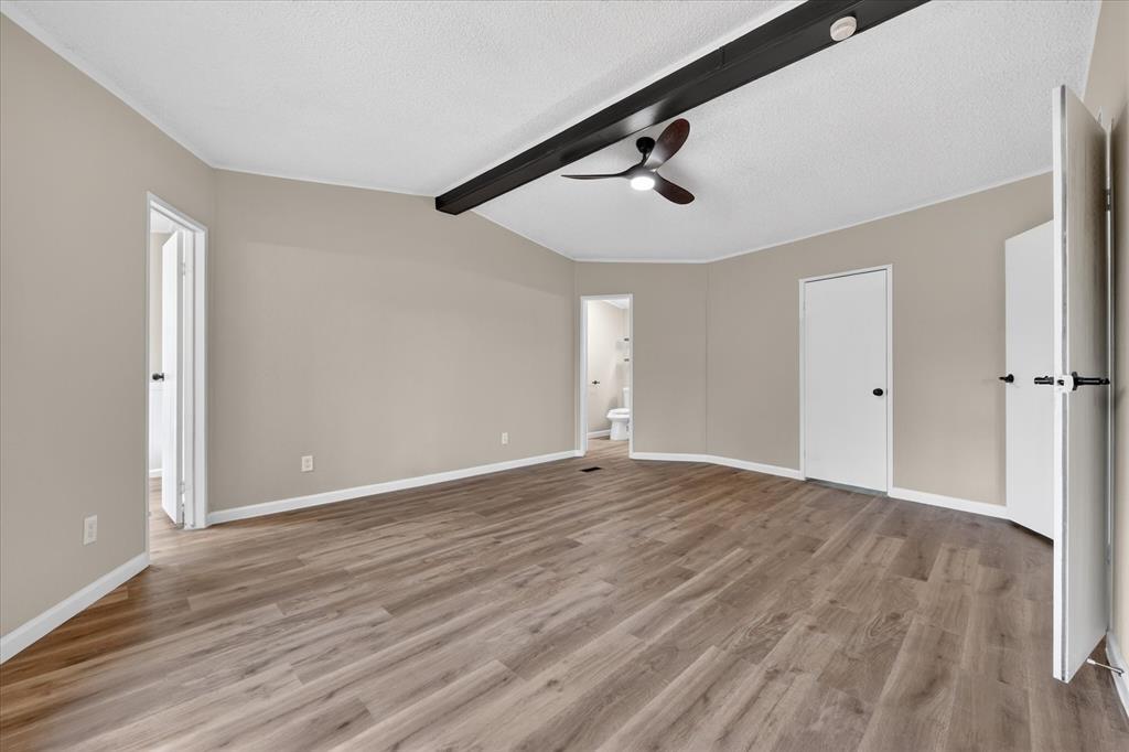 134 Classic Country Court Springtown, TX 76082 - Photo 23 of 35