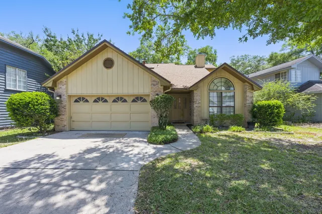 $439,000 | 1405 Ariel Lane, Fort Walton Beach, FL 32547