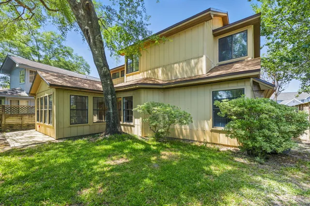 $439,000 | 1405 Ariel Lane, Fort Walton Beach, FL 32547