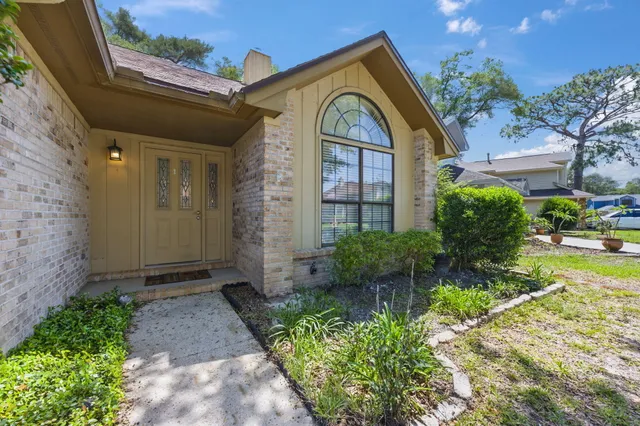 $439,000 | 1405 Ariel Lane, Fort Walton Beach, FL 32547