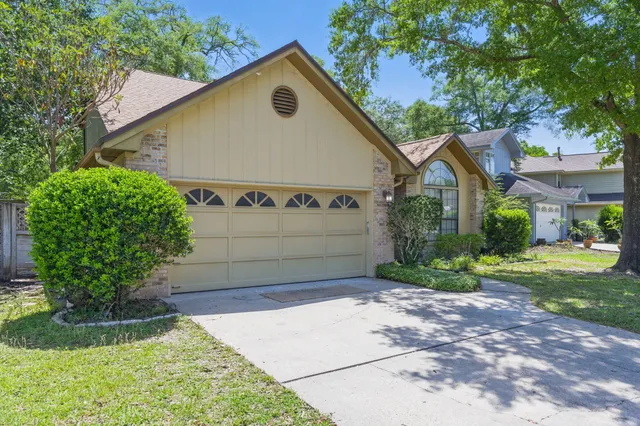 $439,000 | 1405 Ariel Lane, Fort Walton Beach, FL 32547