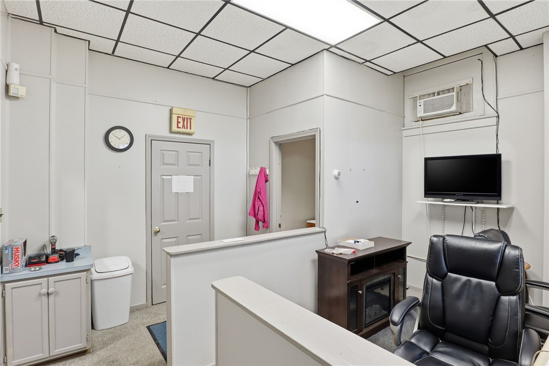 523 North Goodman Street Rochester, NY 14609 - Photo 14 of 47