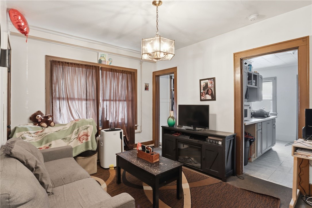 523 North Goodman Street Rochester, NY 14609 - Photo 26 of 47