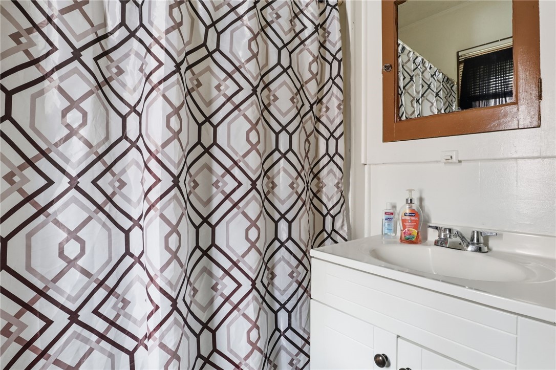 523 North Goodman Street Rochester, NY 14609 - Photo 31 of 47