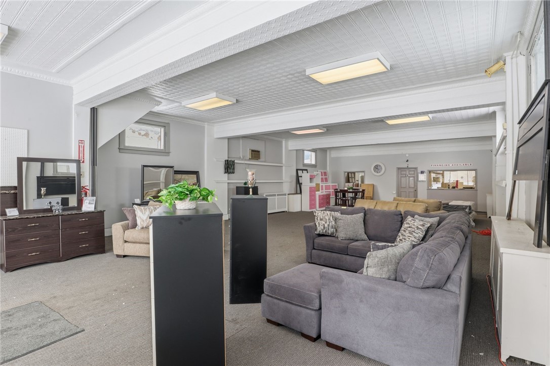 523 North Goodman Street Rochester, NY 14609 - Photo 5 of 47