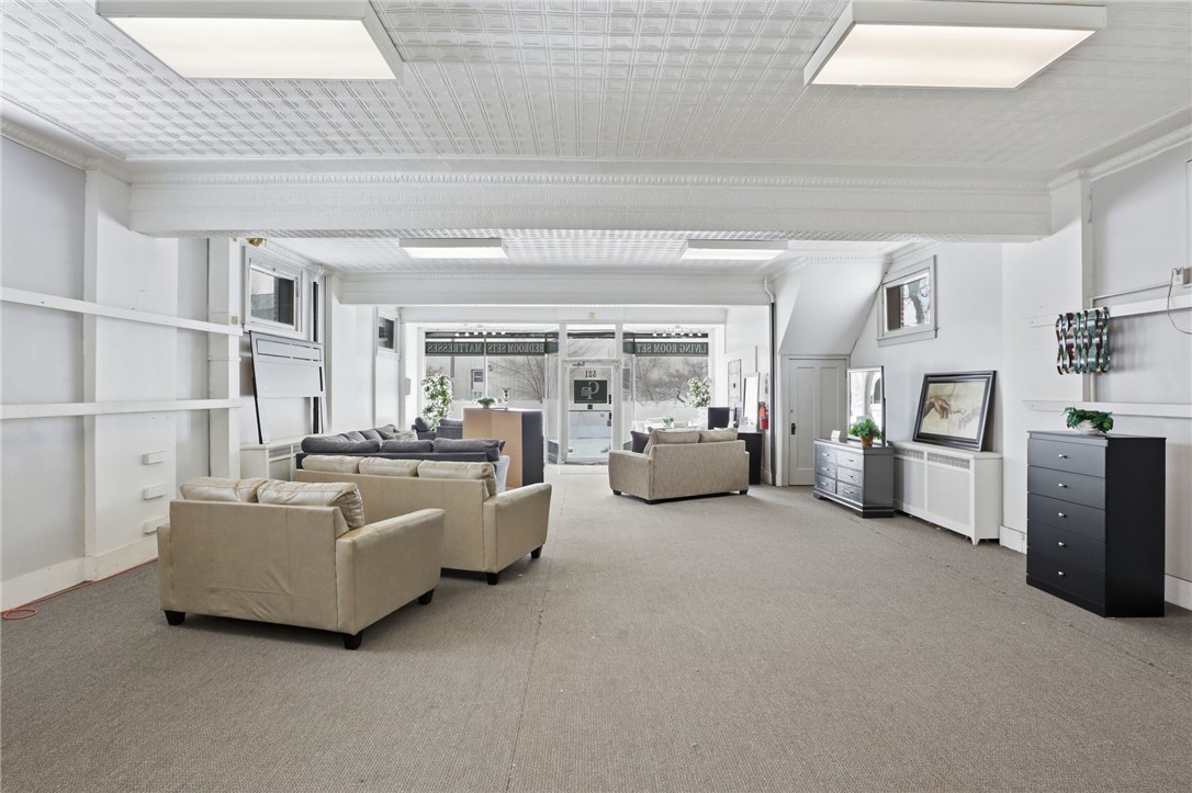 523 North Goodman Street Rochester, NY 14609 - Photo 8 of 47