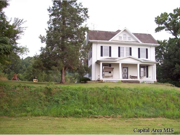21458 Chandlerville Road Virginia, IL 62691 - Photo 1 of 9