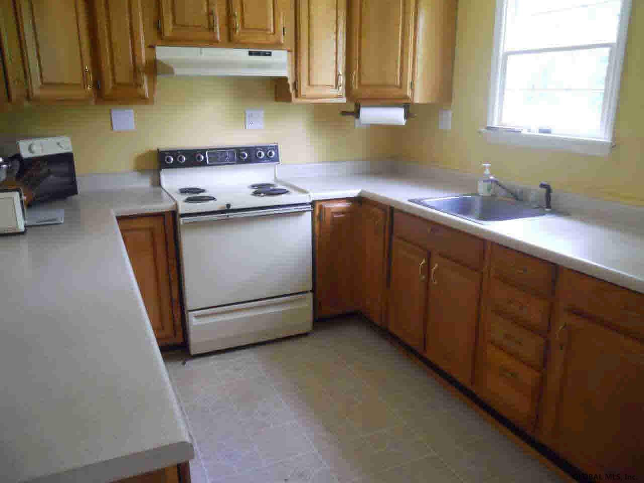 89 Calloway Road Argyle, NY 12809 - Photo 3 of 11 Photo 3