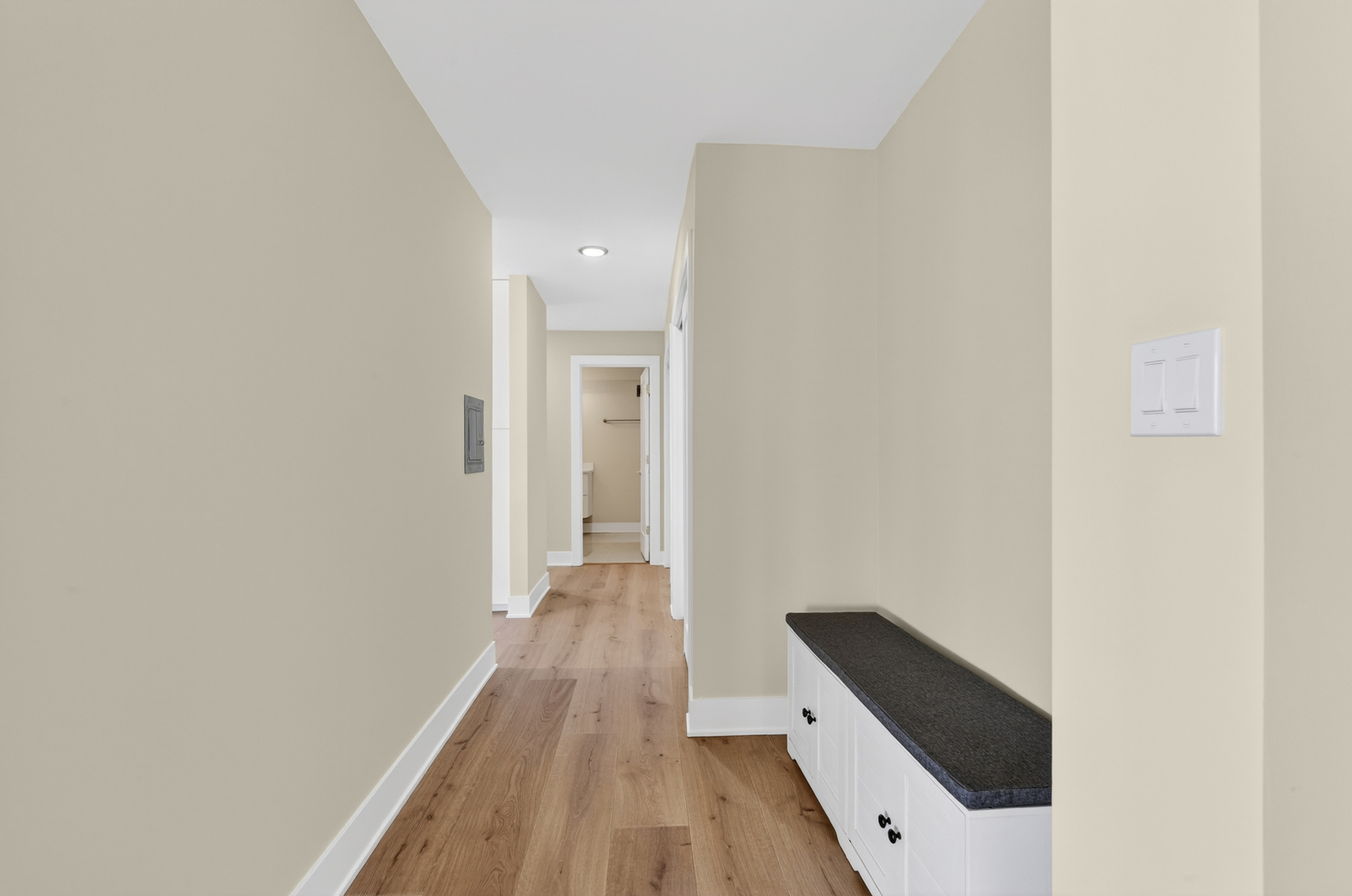 5801 North Sheridan Road, Unit 20D Chicago, IL 60660 - Photo 13 of 34