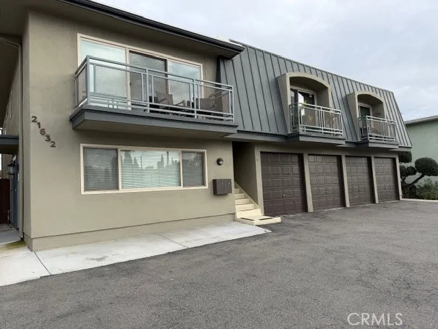 $2,700 | 21632 Brookhurst Street, Unit B, Huntington Beach, CA 92646