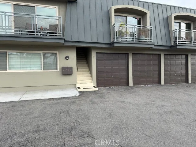 $2,700 | 21632 Brookhurst Street, Unit B, Huntington Beach, CA 92646