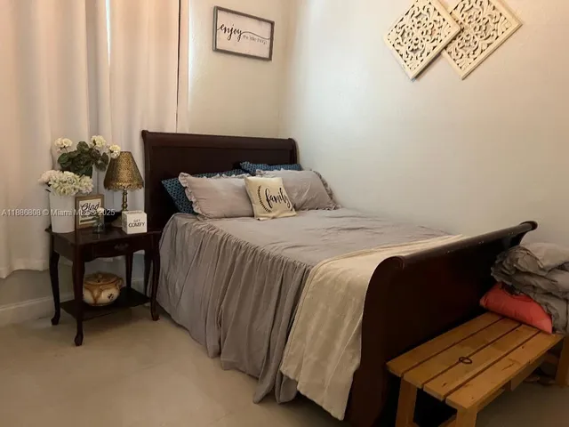 $829,900 | 18247 Northwest 88th Place, Hialeah, FL 33018