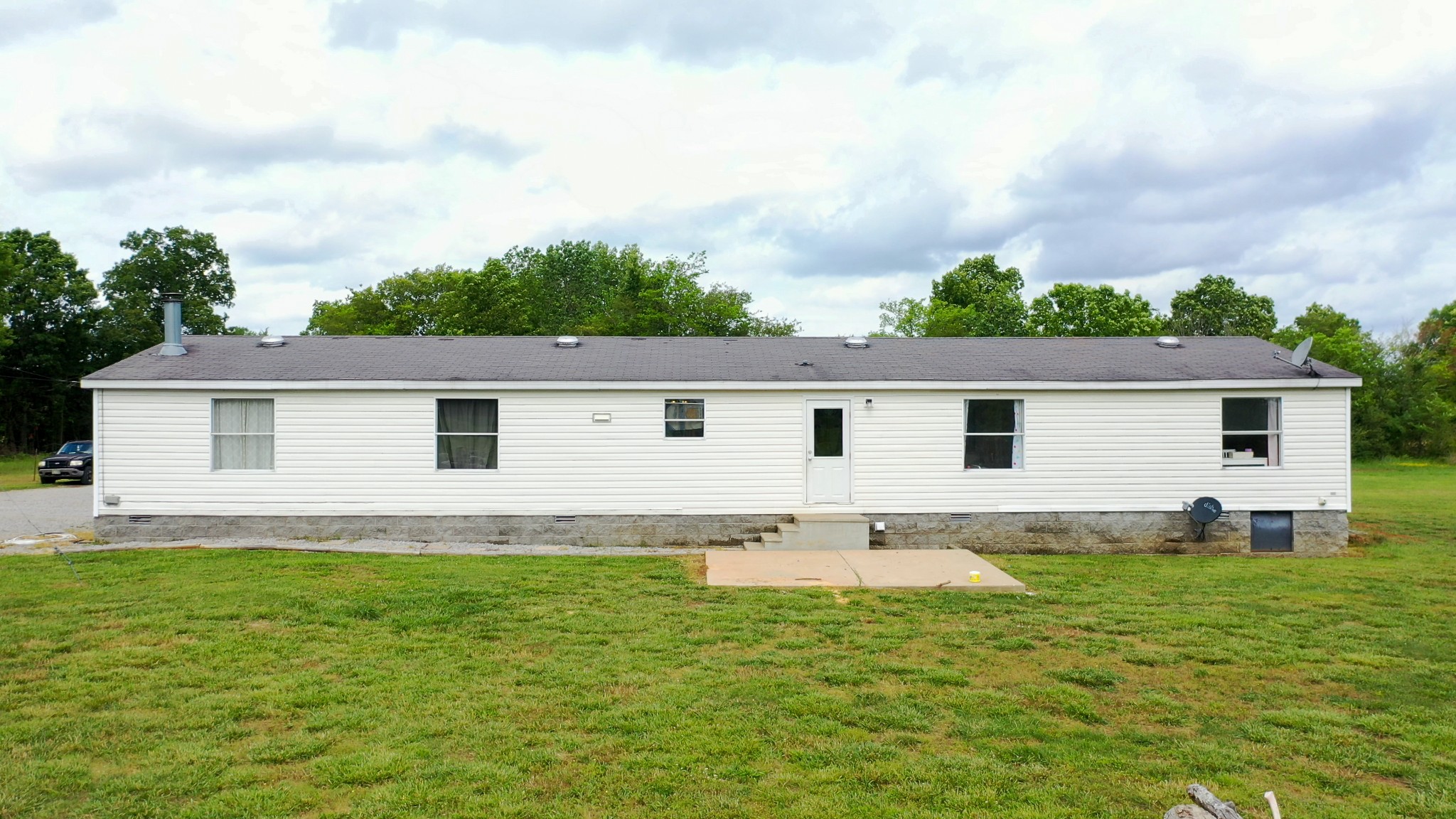 2581 Darnell Road Lewisburg, TN 37091 - Photo 4 of 28 Gallery Image 4
