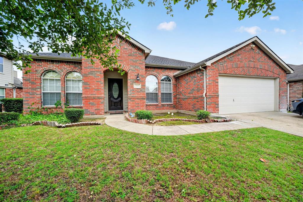 511 Chestnut Trail Forney, TX 75126 - Photo 2 of 32 Brick exterior with arched window details