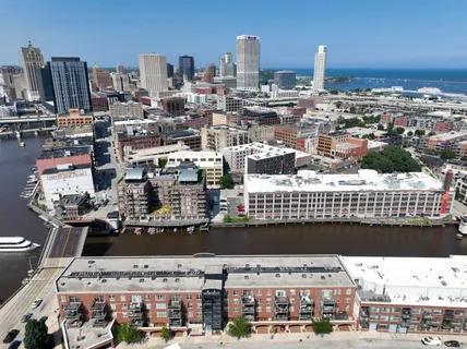 $534,900 | 130 South Water Street, Unit 312, Milwaukee, WI 53204