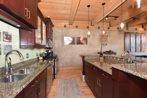 $534,900 | 130 South Water Street, Unit 312, Milwaukee, WI 53204