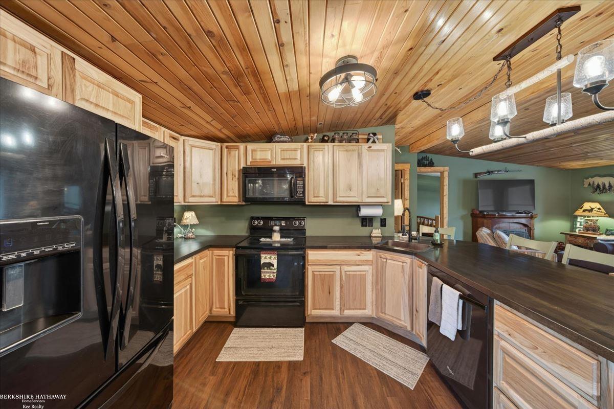 4808 North Water Road Sanford, MI 48657 - Photo 19 of 36
