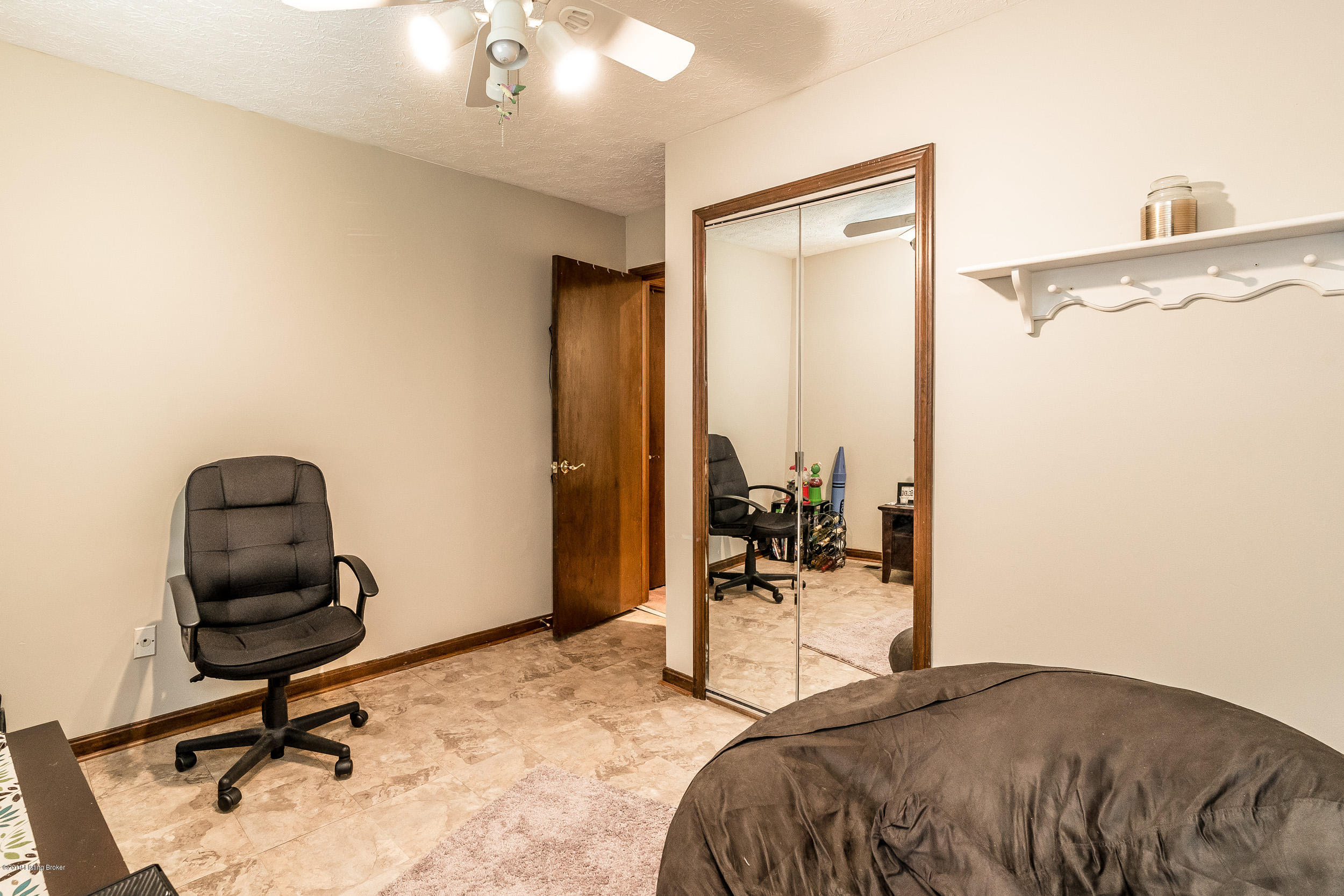 6600 El Rancho Road Louisville, KY 40291 - Photo 23 of 40 6600 El Rancho Rd-32