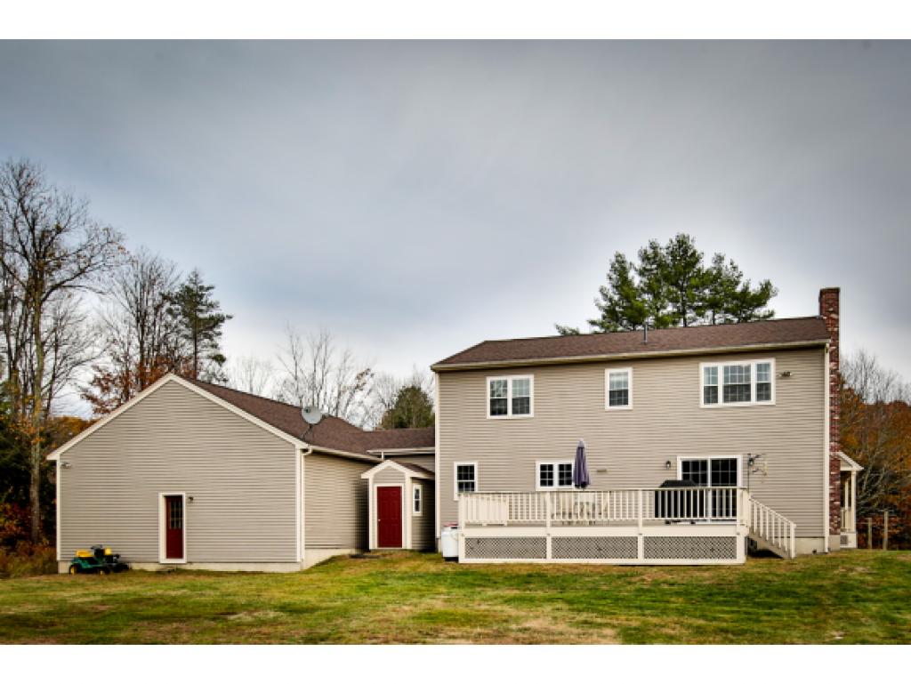 255 Sandown Road Fremont, NH 03044 - Photo 28 of 36