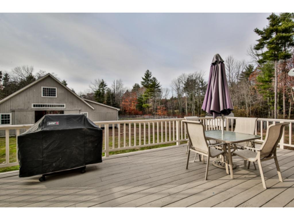 255 Sandown Road Fremont, NH 03044 - Photo 29 of 36