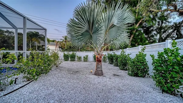 $999,900 | 783 Birdsong Lane, Sarasota, FL 34242
