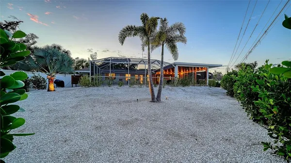 $999,900 | 783 Birdsong Lane, Sarasota, FL 34242