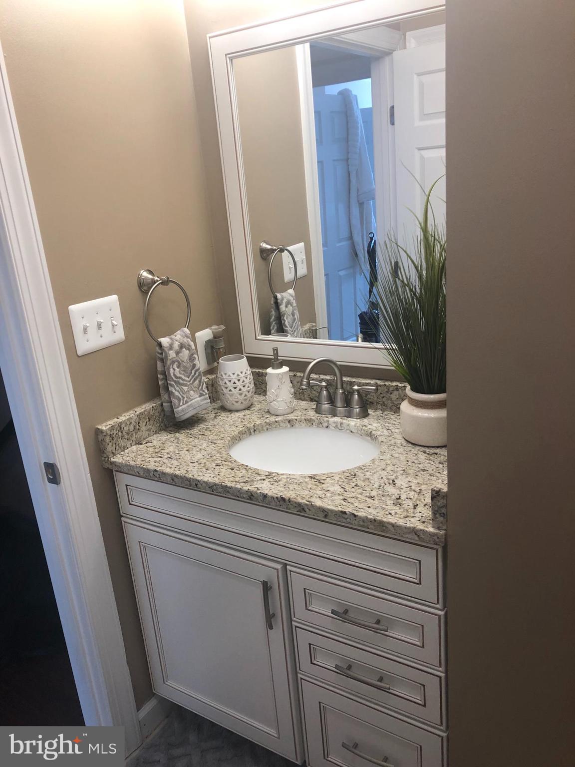 5145 Key View Way Perry Hall, MD 21128 - Photo 17 of 30 3rd Floor Full Bath