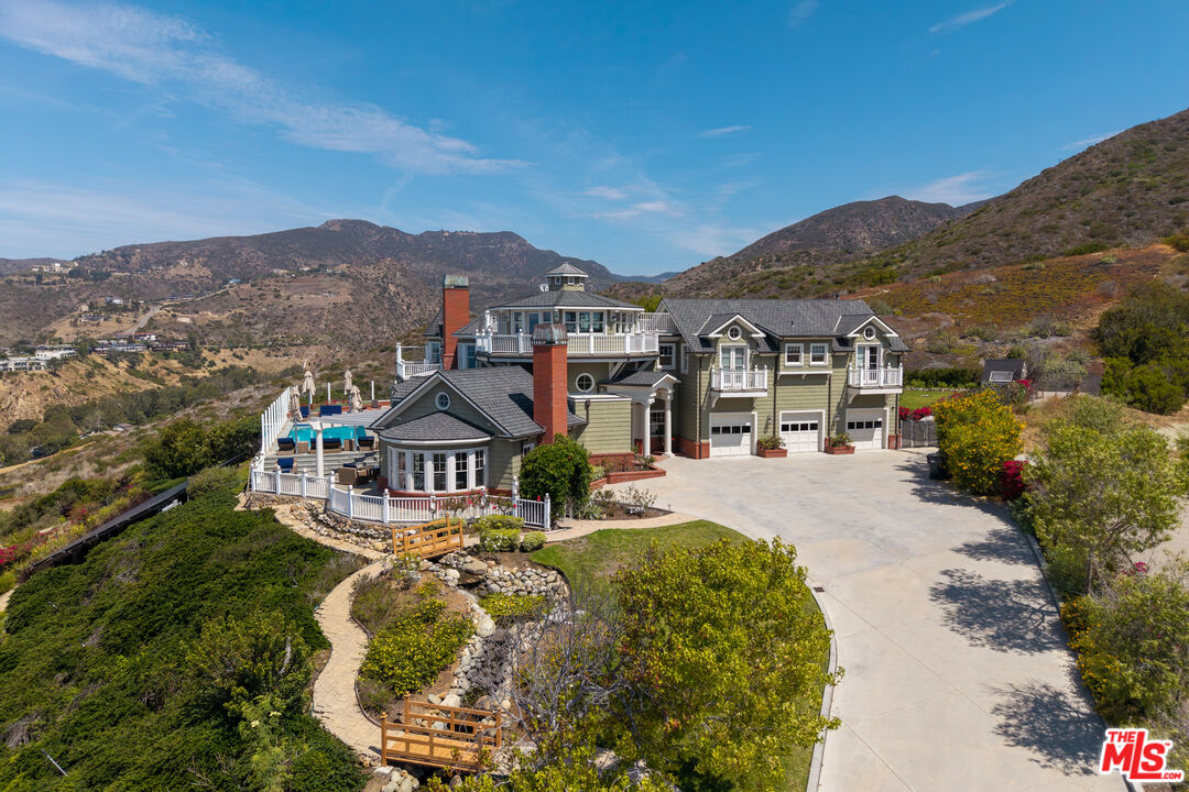6277 Sea Star Drive Malibu, CA 90265 - Photo 46 of 48 Gallery Image 46
