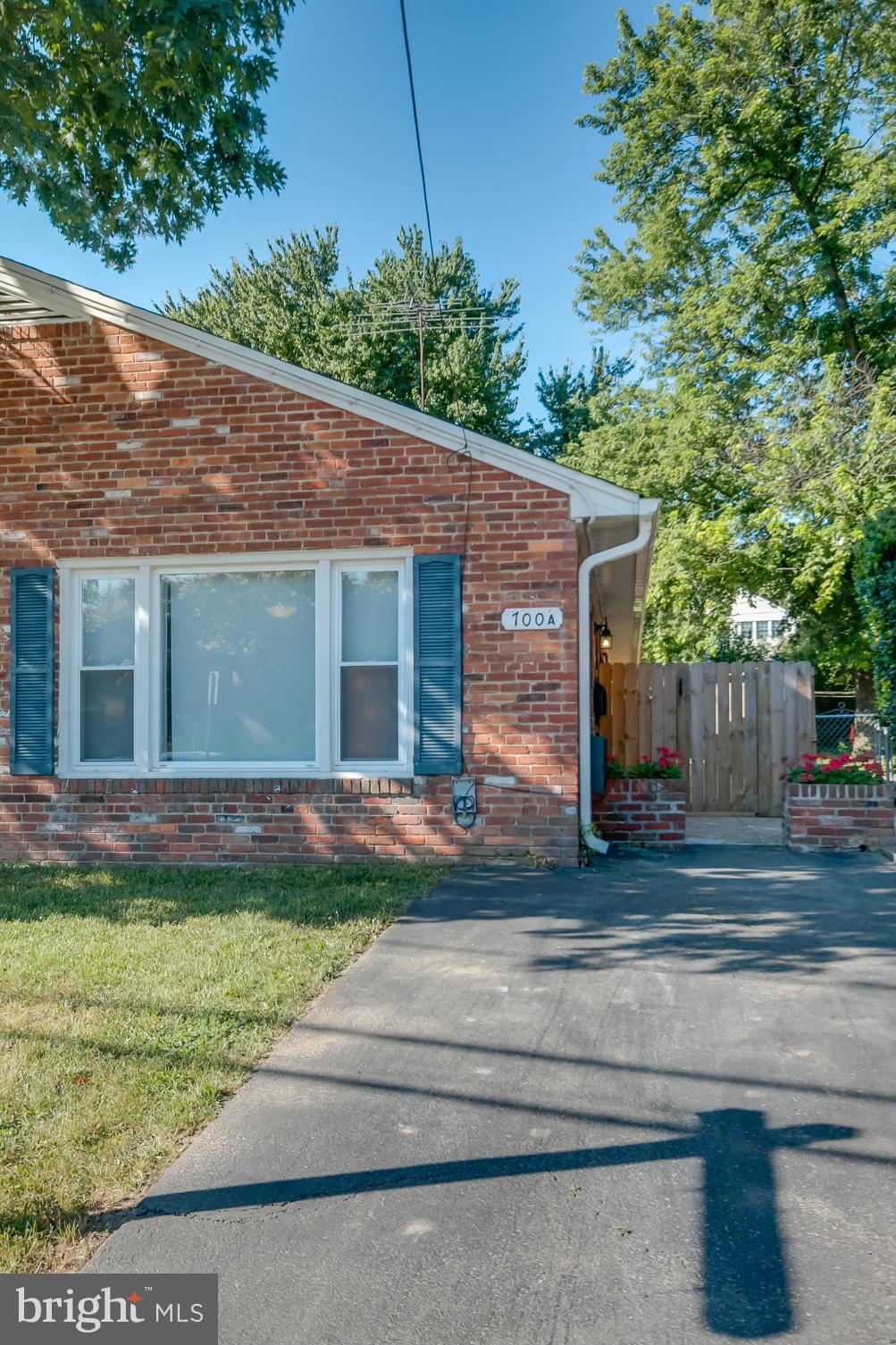 700 West Glebe Road Alexandria, VA 22305 - Photo 2 of 30 Exterior (Front)