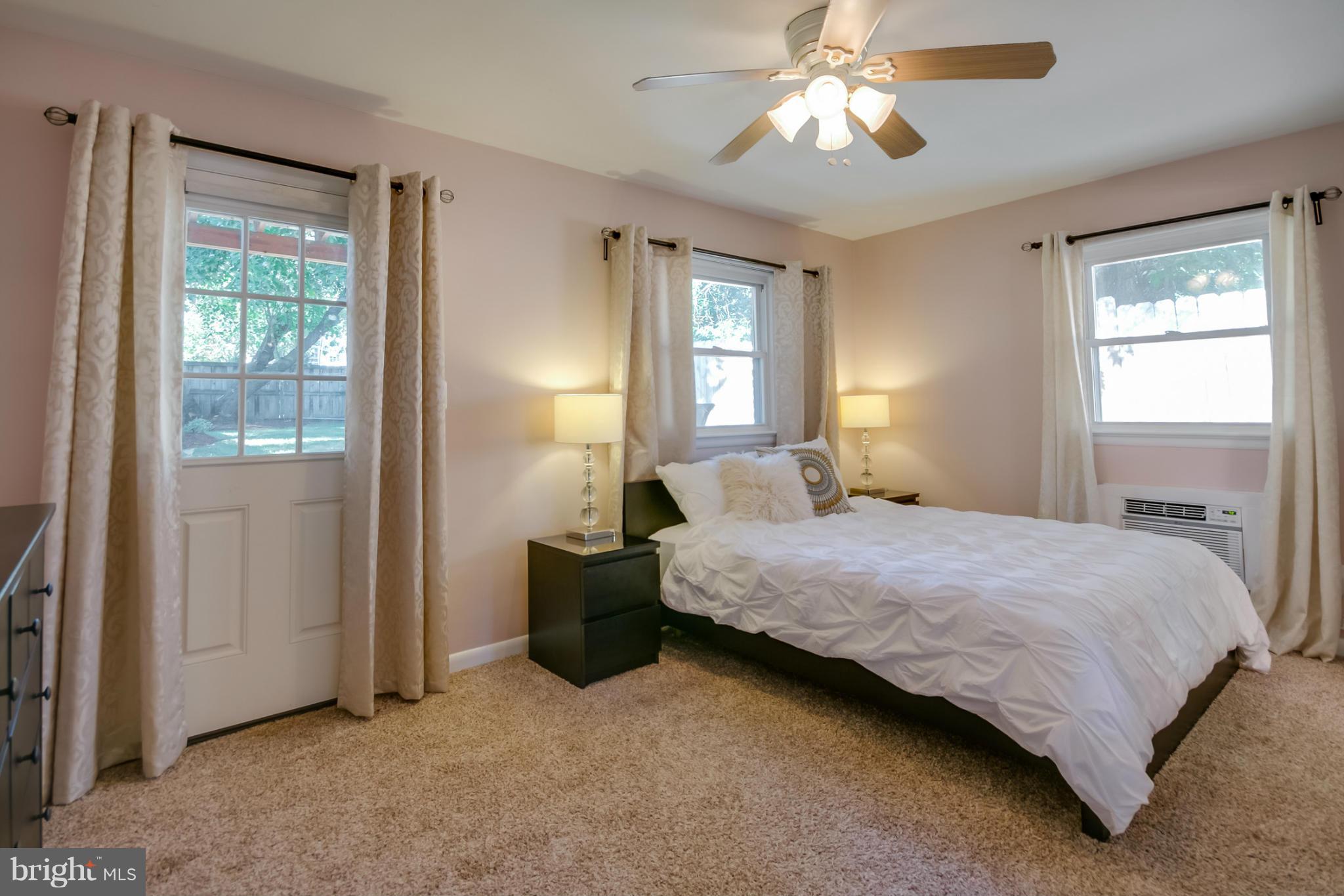 700 West Glebe Road Alexandria, VA 22305 - Photo 12 of 30 Bedroom (Master)