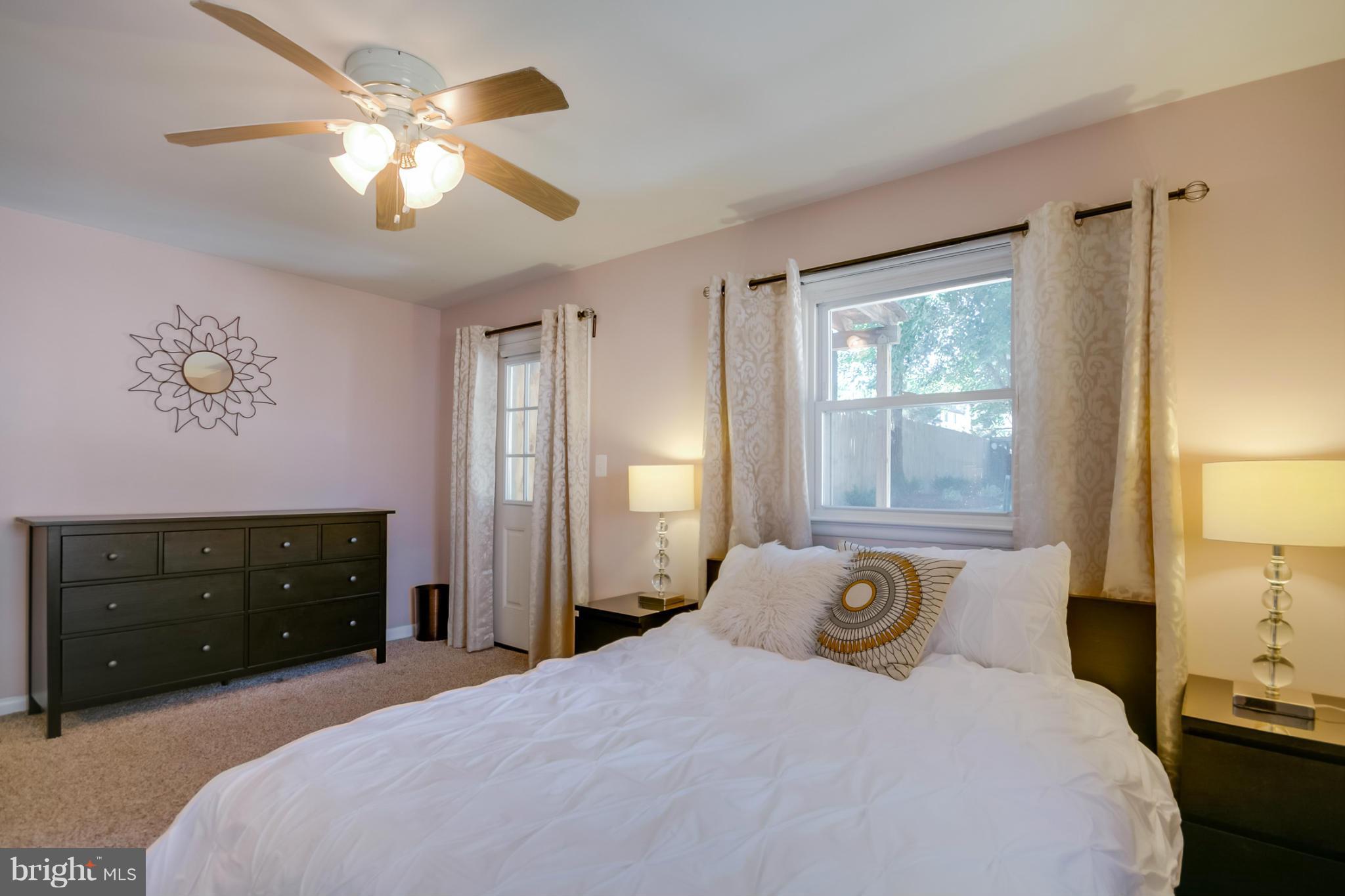 700 West Glebe Road Alexandria, VA 22305 - Photo 14 of 30 Bedroom (Master)