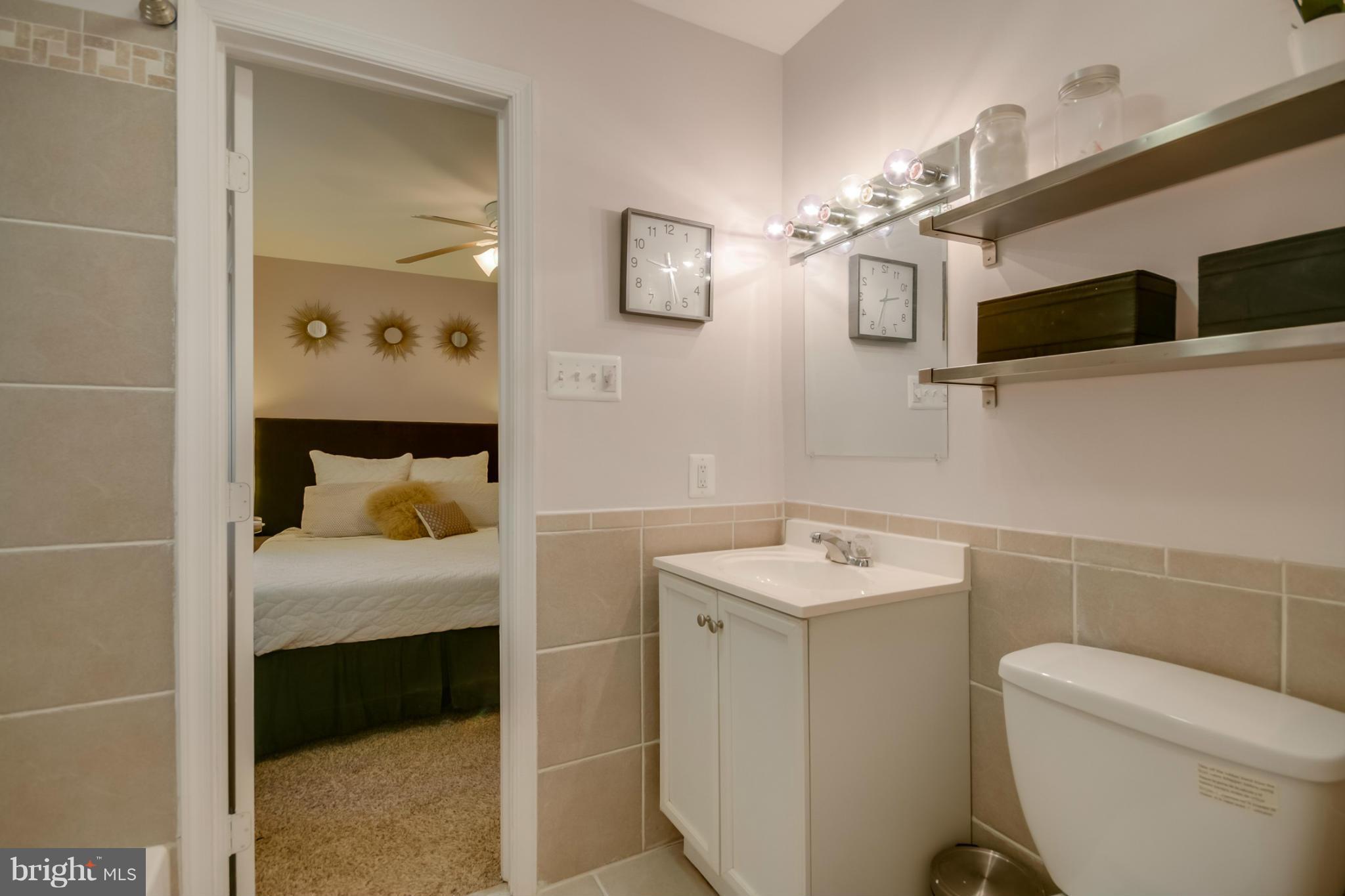 700 West Glebe Road Alexandria, VA 22305 - Photo 15 of 30 Bath