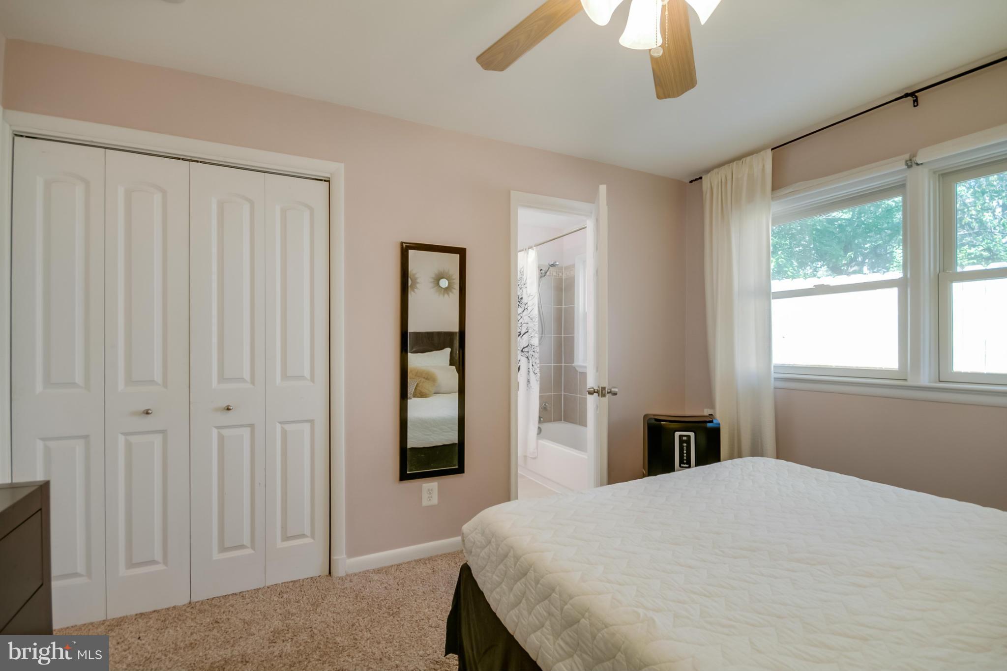 700 West Glebe Road Alexandria, VA 22305 - Photo 18 of 30 Bedroom