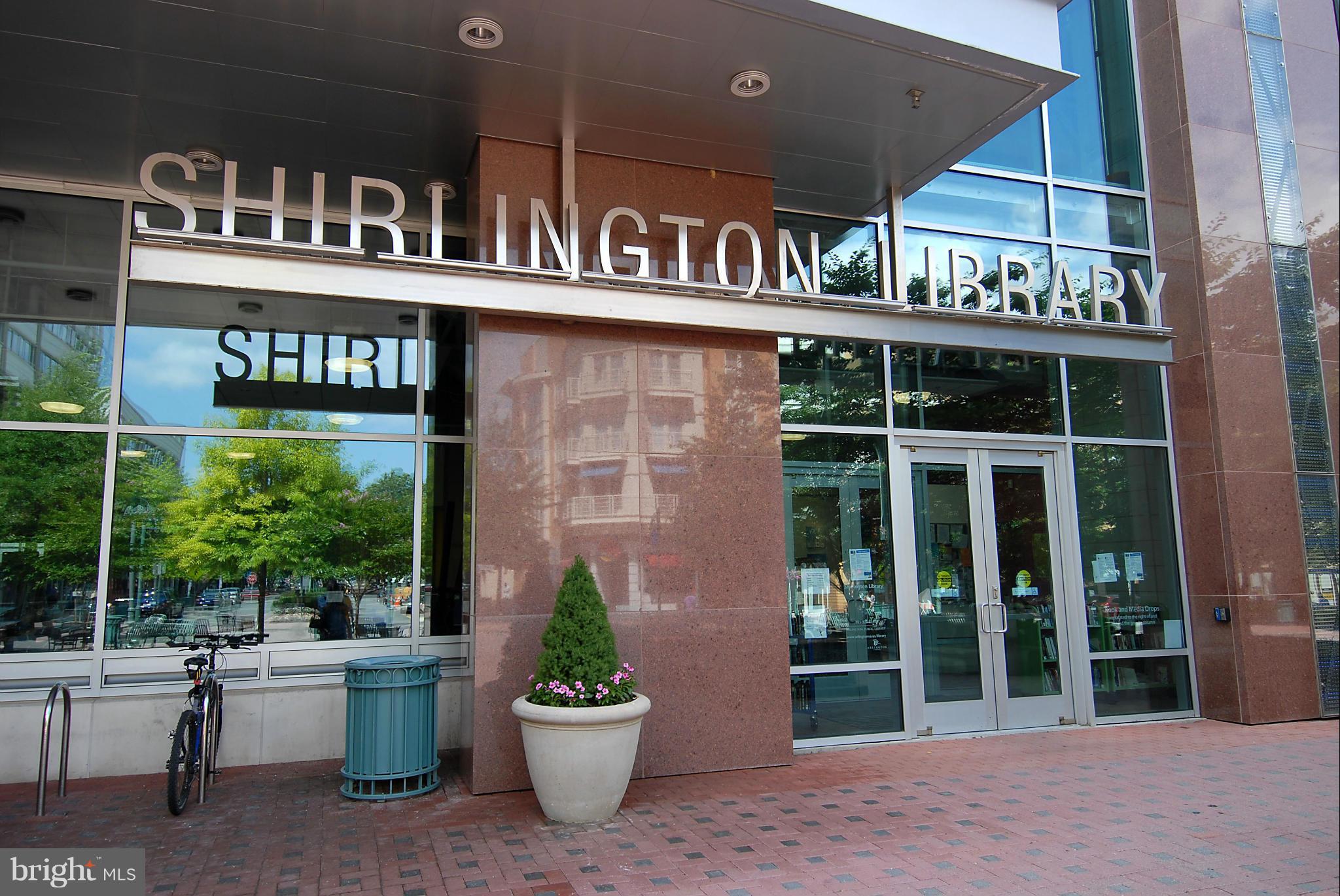 700 West Glebe Road Alexandria, VA 22305 - Photo 26 of 30 Shirlington Library