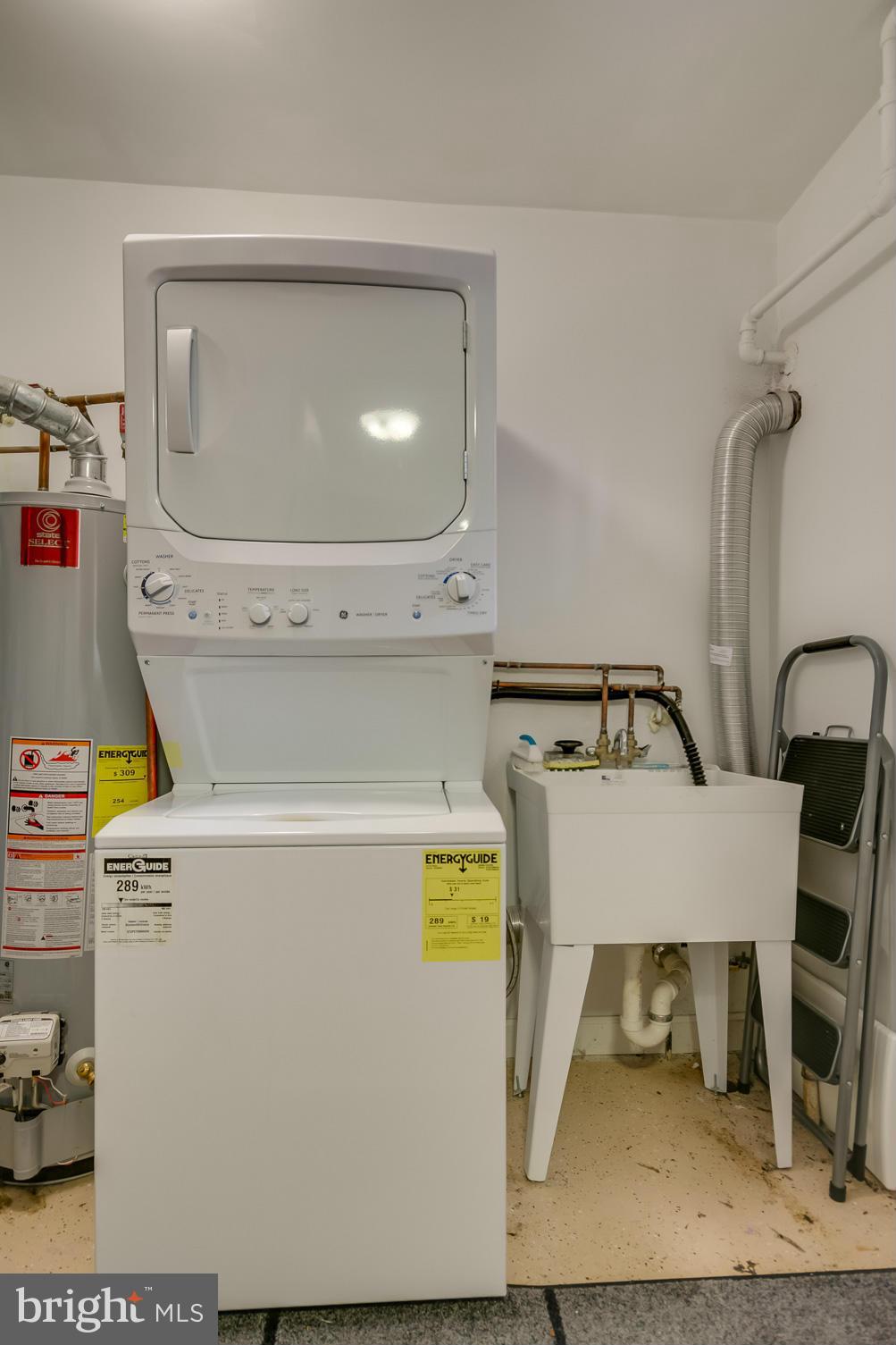 700 West Glebe Road Alexandria, VA 22305 - Photo 10 of 30 W/D, Utility sink and storage area