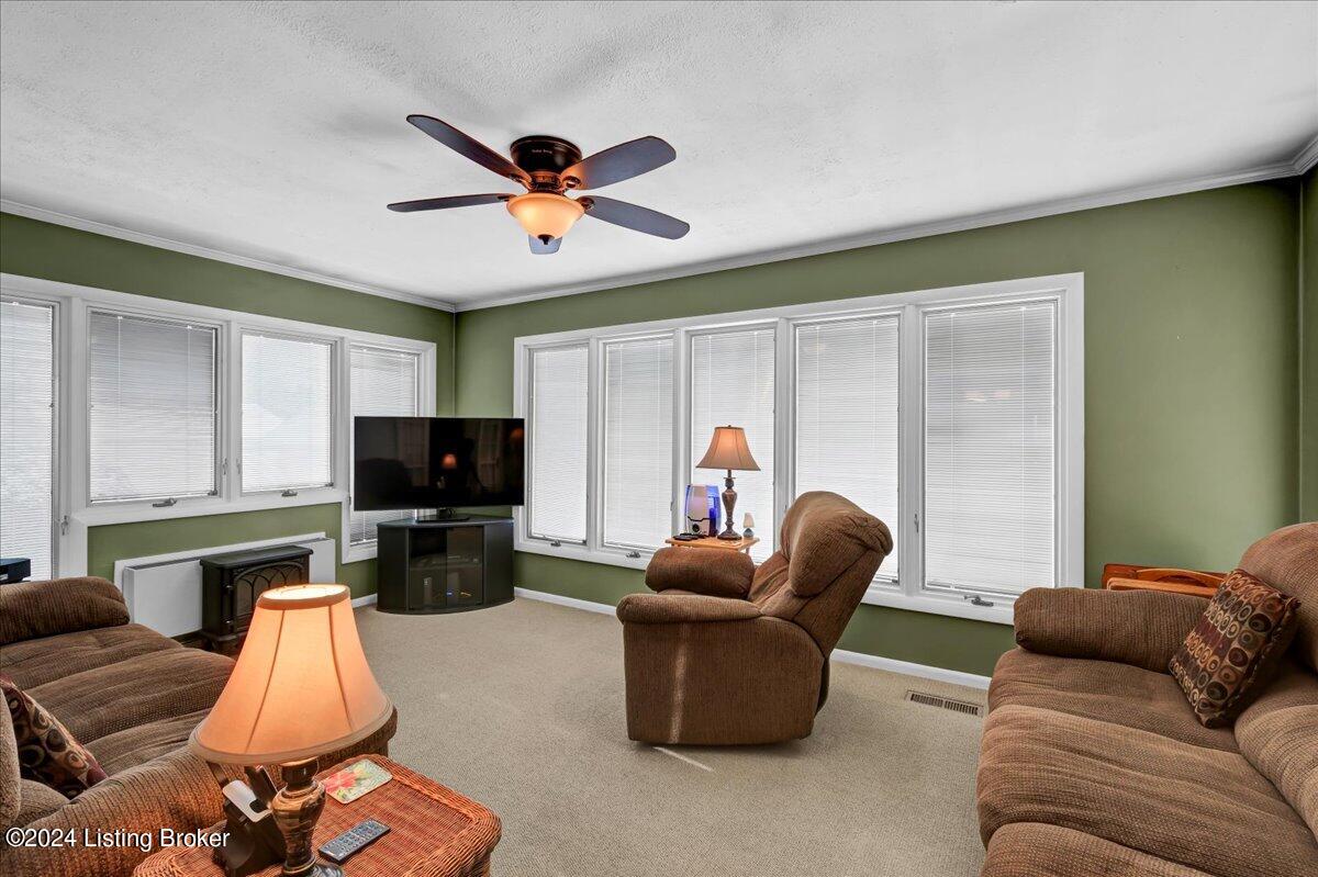 8513 Eula Road Louisville, KY 40219 - Photo 18 of 46 18-8513 Eula Rd-118