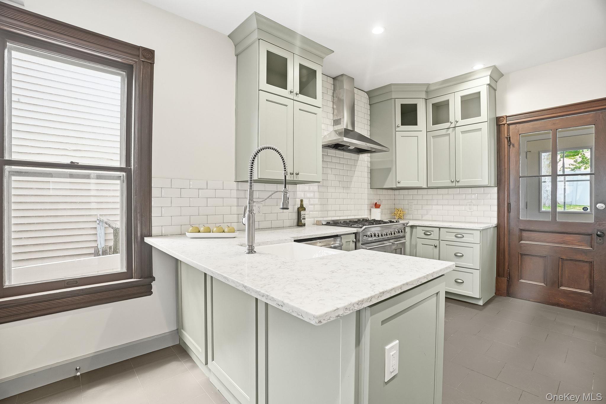 834 John Street Peekskill, NY 10566 - Photo 13 of 37
