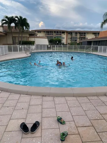 $99,500 | 16801 Northeast 13th Avenue, Unit 301, Miami, FL 33162