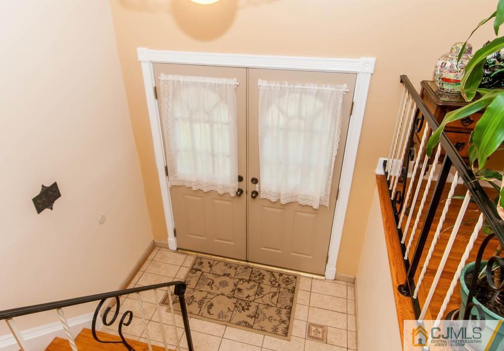 17 Tompkins Road East Brunswick, NJ 08816 - Photo 15 of 25 Gallery Image 15