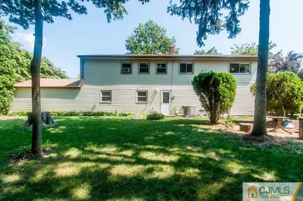17 Tompkins Road East Brunswick, NJ 08816 - Photo 23 of 25 Gallery Image 23