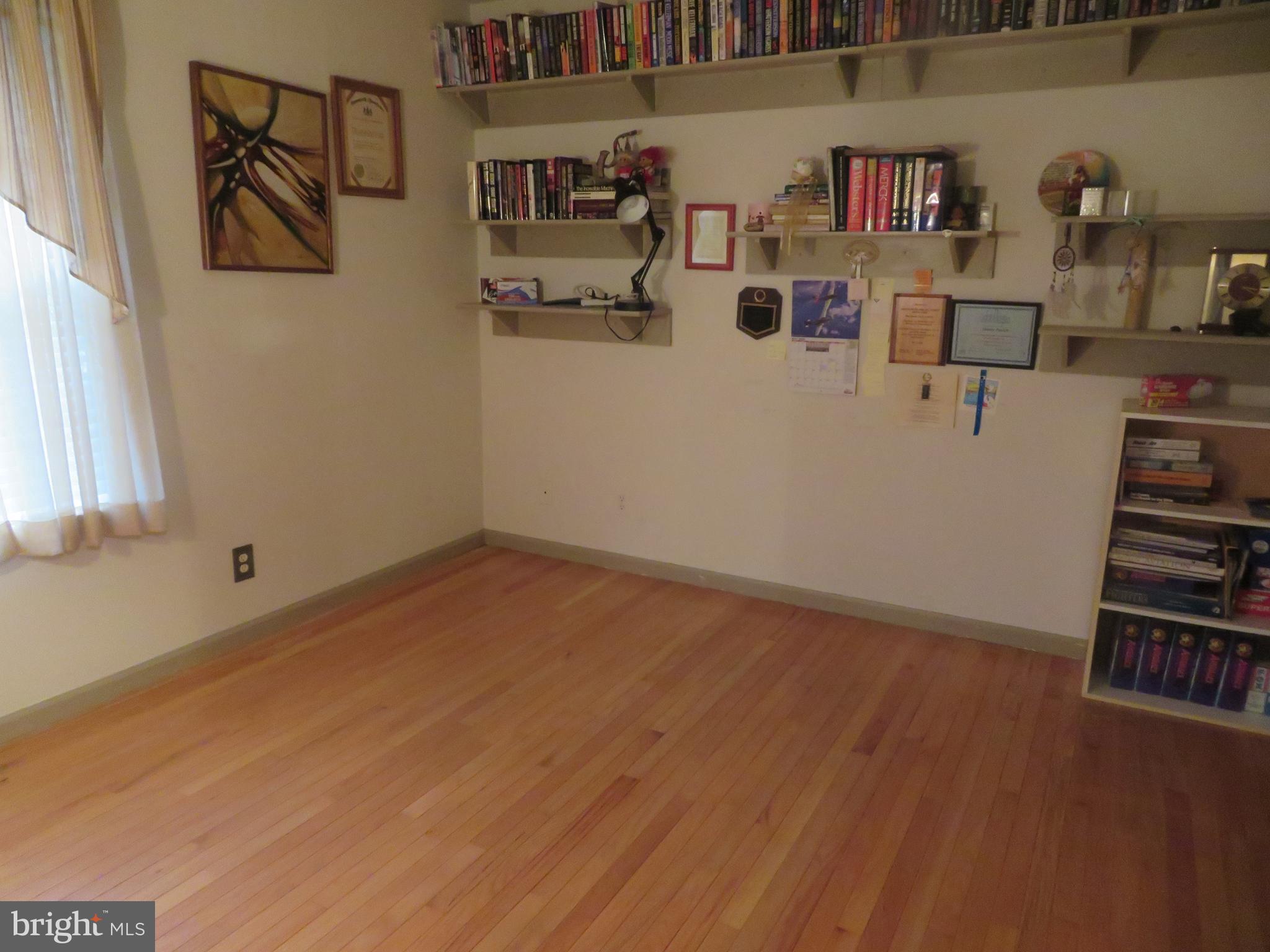 407 Country Way Mickleton, NJ 08056 - Photo 8 of 10 Gallery Image 8