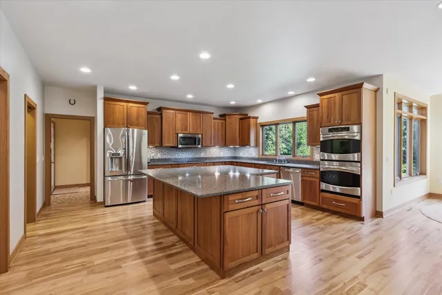 $849,900 | 13506 West Travis Trace Road, Evansville, WI 53536