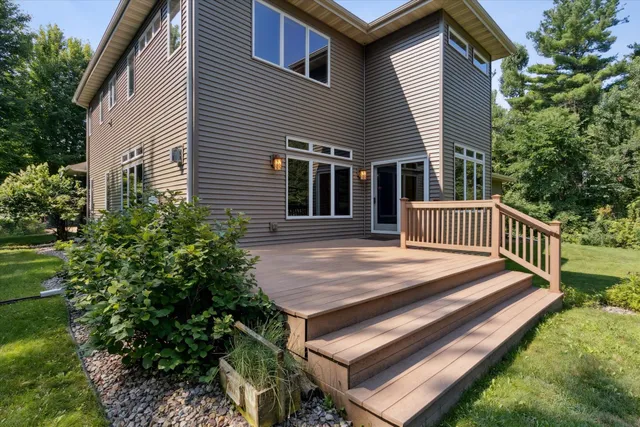 $849,900 | 13506 West Travis Trace Road, Evansville, WI 53536