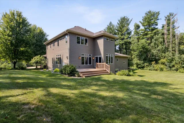 $849,900 | 13506 West Travis Trace Road, Evansville, WI 53536